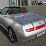 Lasthållare bagage alfa romeo 916 spider från sidan vänster