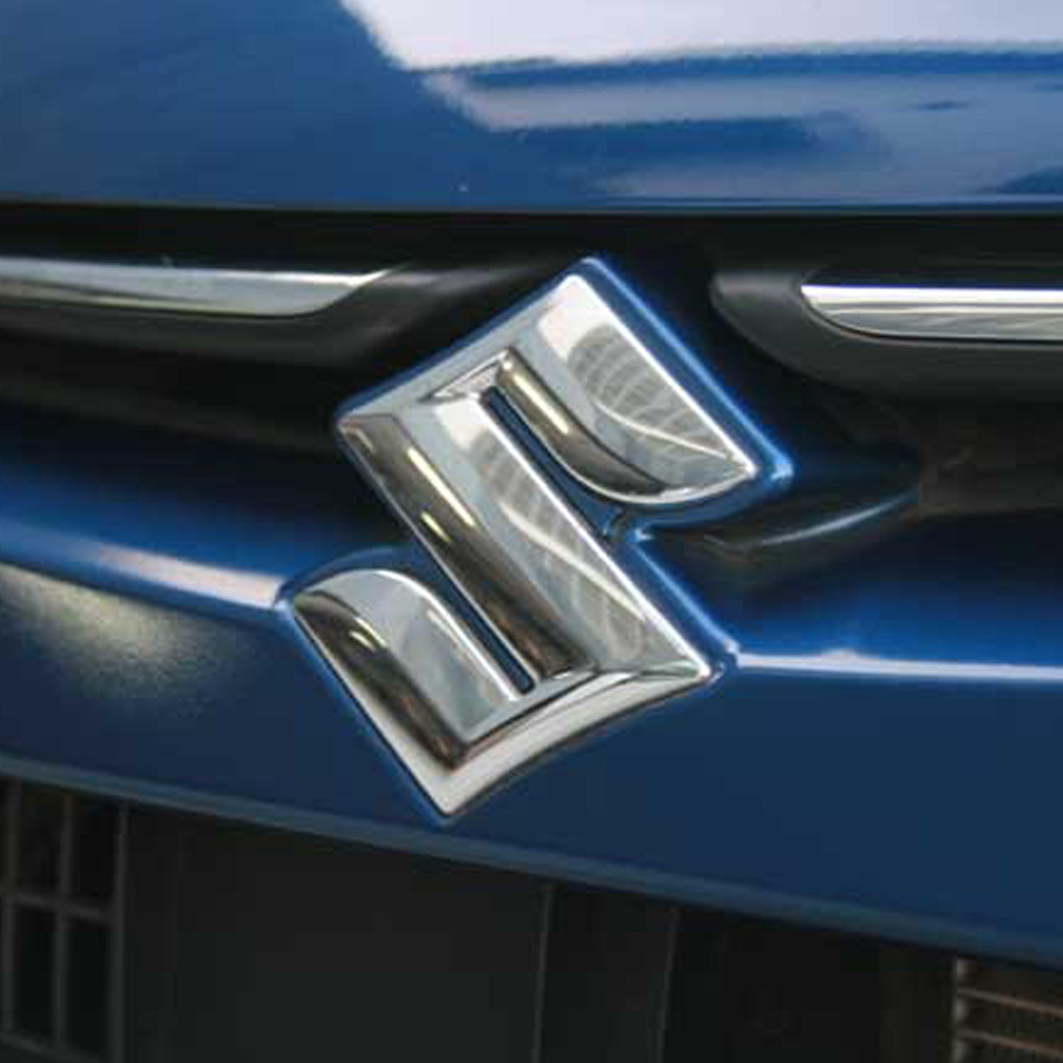 Suzuki logo car emblem