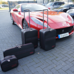 bagageväskor ferrari 812 gts fyra väskor framför