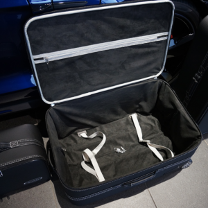 bagageväskor porsche taycan väska interior svart