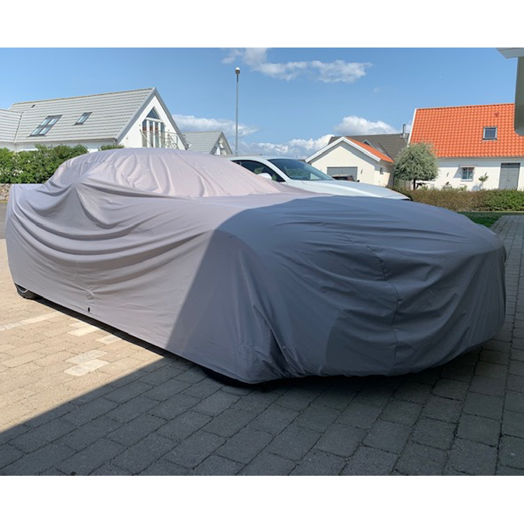 Semi-custom Supreme outdoor car cover