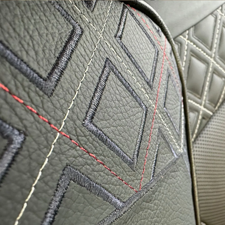 inspiration bagageväskor mönster design mot bilens säten 2