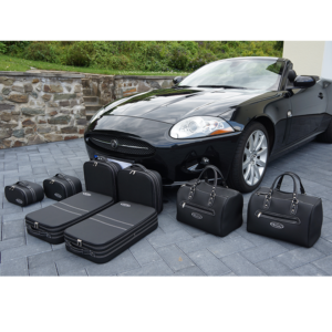 jaguar xk xkr cabriolet bagageväskor åtta framför bil